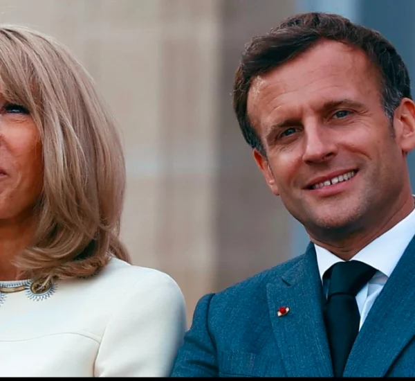diferencia de edad entre macron y su esposa