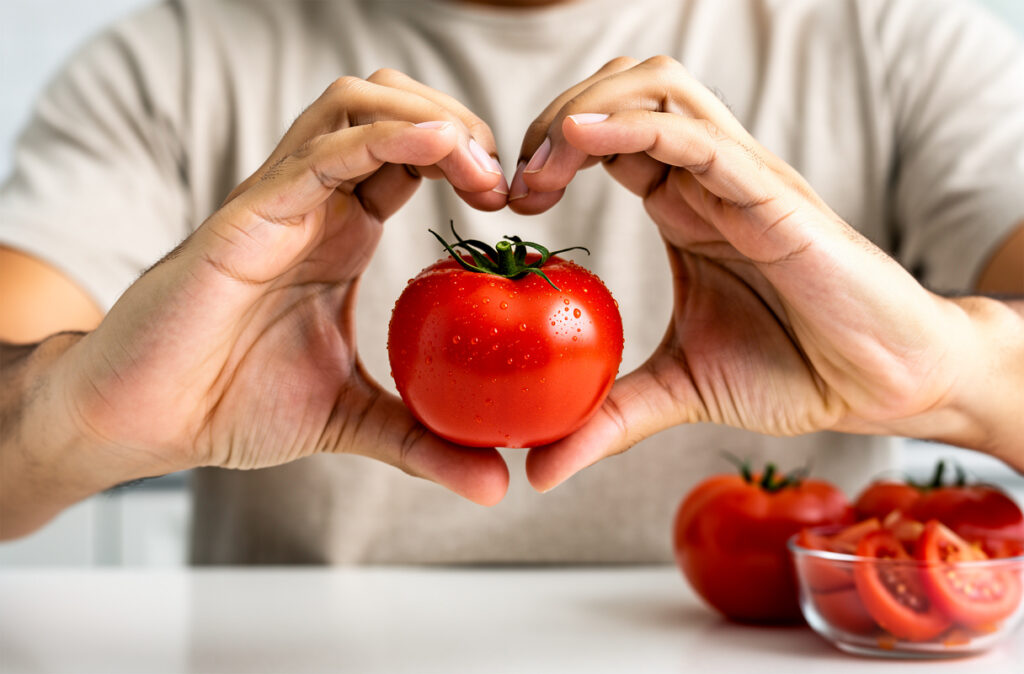 tomate salud corazón beneficios